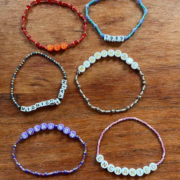 Friendship bracelets - Picture 3 of 3